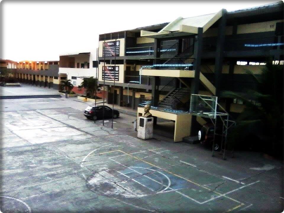 Unidad educativa "Eloy Alfaro"